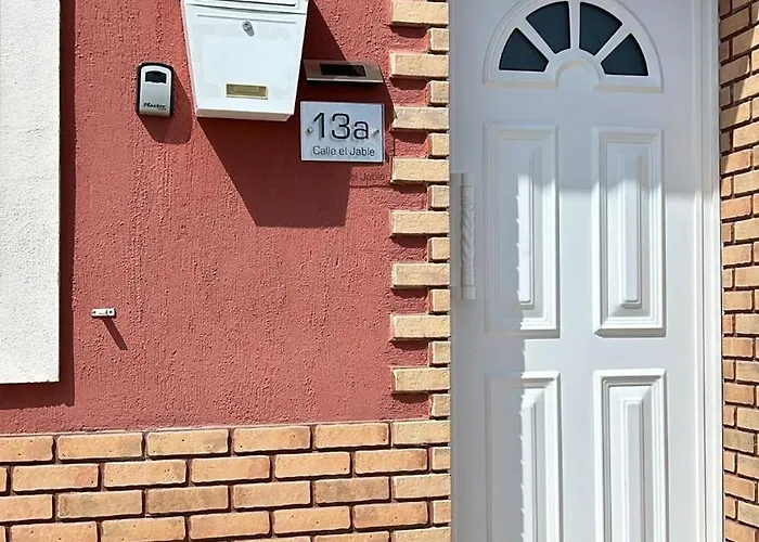 Casa Amanda Apartament, Tamaide Апартаменты *